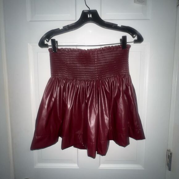 Queen of Sparkles Maroon Leather Swing Shorts Size Large - Picture 3 of 5